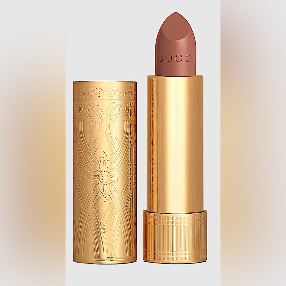 121 - Elena Sand - GUCCI Rouge à Lèvres Satin Lipstick - New